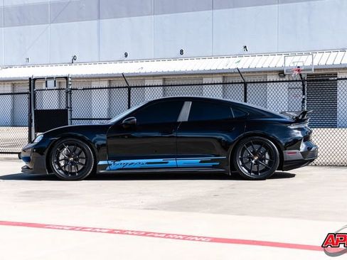 Used 2025 Porsche Taycan Turbo GT image 53