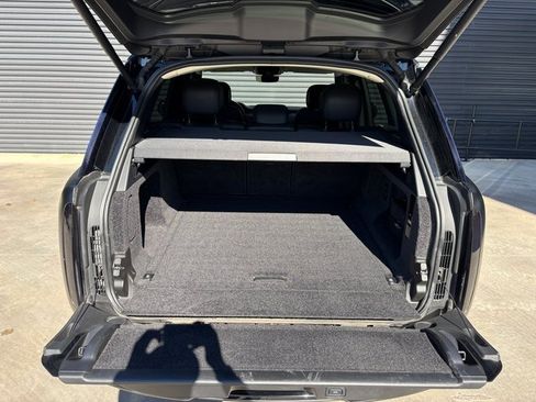 Used 2023 Land Rover Range Rover SE image 26
