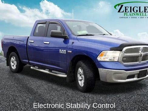 Used 2017 RAM 1500 Classic SLT image 4