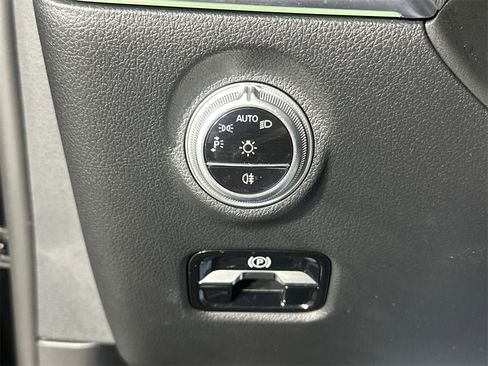 Certified 2023 Mercedes-Benz C 300 Sedan image 34