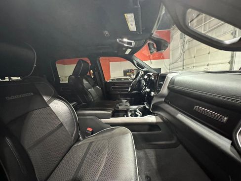 Used 2022 RAM 3500 Laramie image 17
