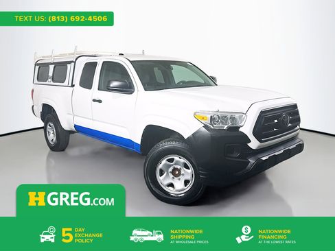 Used 2021 Toyota Tacoma SR image 1