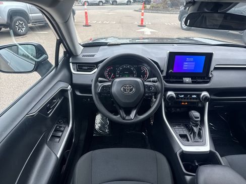 Used 2023 Toyota RAV4 LE image 12
