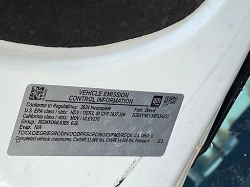 Used 2024 Chevrolet Silverado 2500 LT w/ Convenience Package image 20