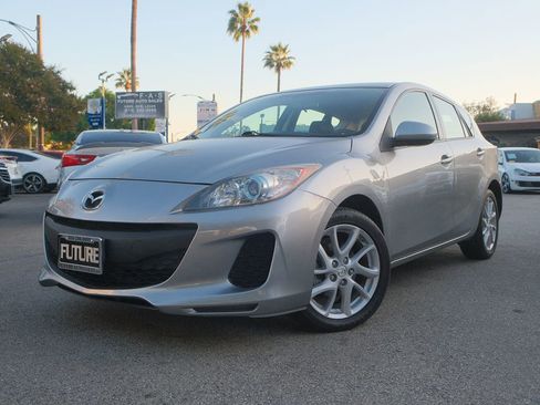 Used 2013 MAZDA MAZDA3 i Touring image 1