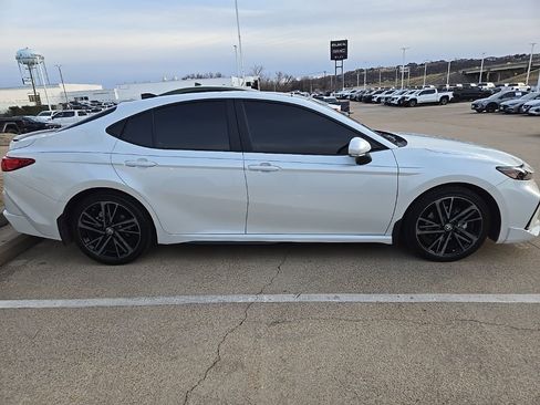 Used 2026 Toyota Camry XSE image 8
