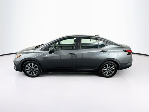 Used 2024 Nissan Versa SV FWD image 4
