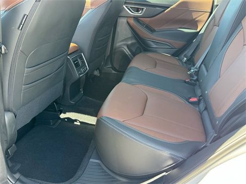 Used 2023 Subaru Forester Touring image 12