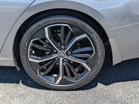 Certified 2023 Nissan Altima 2.5 SR w/ SR Premium Package FWD image 10