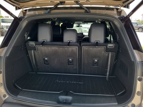 Used 2025 Nissan Pathfinder Rock Creek AWD/4WD image 10