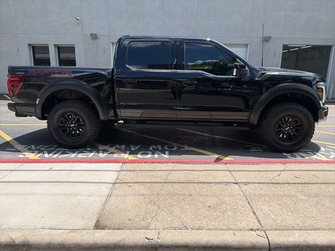 Used 2024 Ford F150 Raptor AWD/4WD image 9