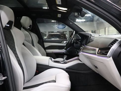Used 2021 BMW X5 M w/ Competition Package image 24
