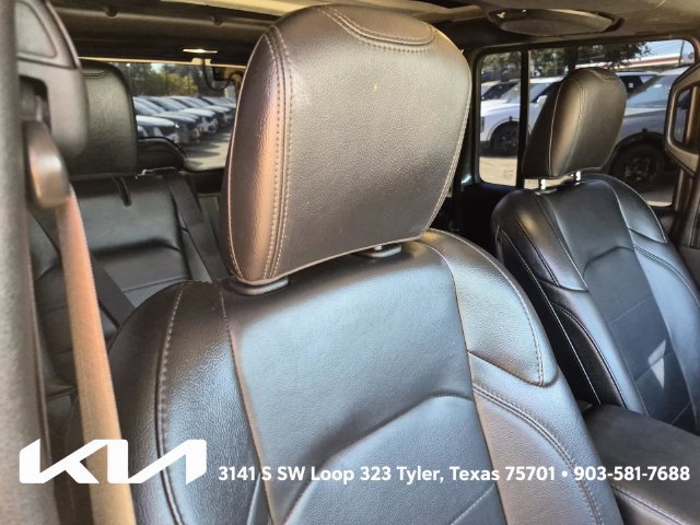 Used 2021 Jeep Wrangler Unlimited Sahara AWD/4WD image 12