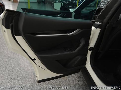 Used 2022 Maserati Levante Modena image 37