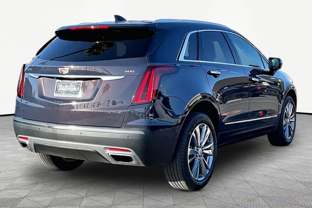 Used 2025 Cadillac XT5 Premium Luxury FWD image 3