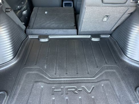 Used 2023 Honda HR-V LX image 18
