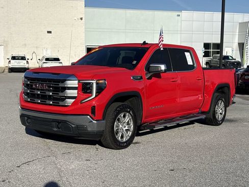 Used 2024 GMC Sierra 1500 SLE w/ Preferred Package image 6