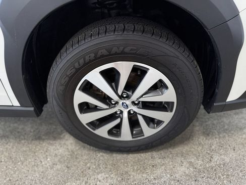 Used 2023 Subaru Outback Premium AWD/4WD image 25