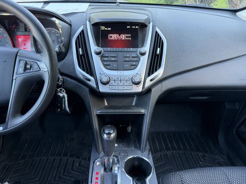 Used 2017 GMC Terrain SLE FWD image 15