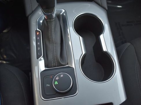 Used 2020 Chevrolet Blazer LT FWD image 29