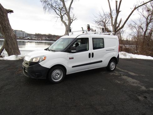 Used 2019 RAM ProMaster City Tradesman image 2