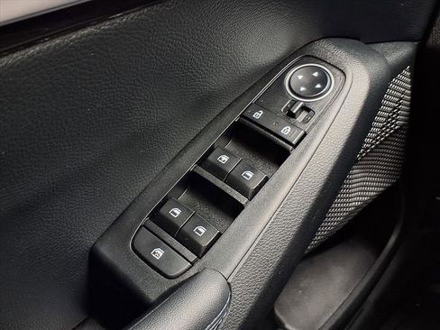 Used 2023 Kia Seltos S w/ Navigation Package image 23