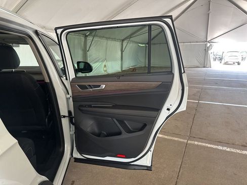 New 2026 Volkswagen Atlas SEL AWD/4WD image 21