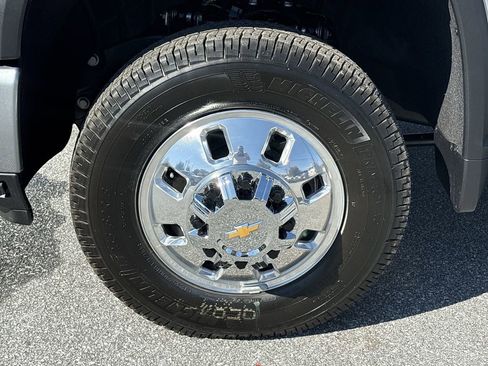 New 2026 Chevrolet Silverado 3500 High Country image 35