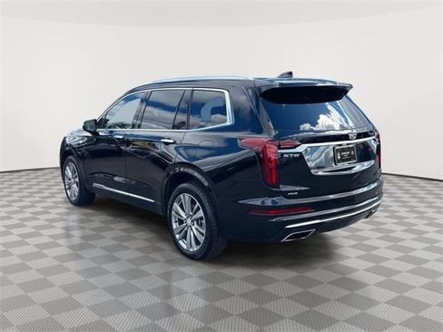 Used 2024 Cadillac XT6 Premium Luxury w/ Technology Package image 7