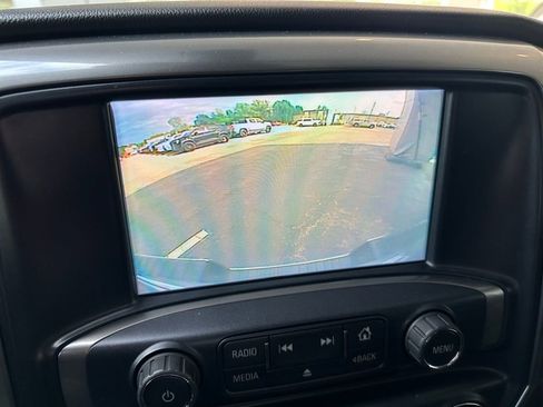 Used 2018 Chevrolet Silverado 1500 LT w/ LT Eassist Package image 27