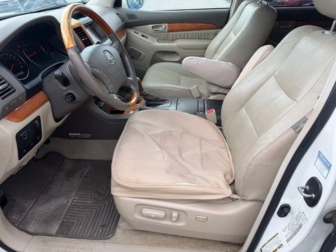 Used 2005 Lexus GX 470 AWD/4WD image 24