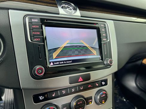 Used 2017 Volkswagen CC R-Line Executive image 26