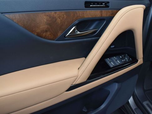 New 2026 Lexus LX 600 4WD w/ Luxury Package image 11