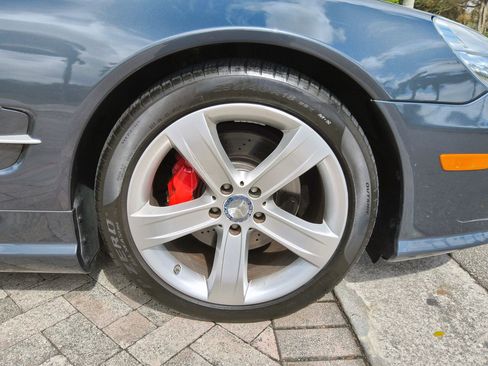 Used 2009 Mercedes-Benz SL 550 image 58