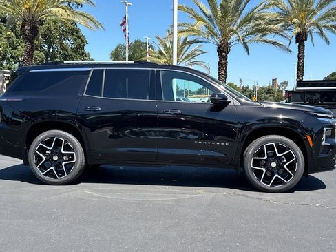 New 2026 Chevrolet Traverse High Country AWD/4WD image 2