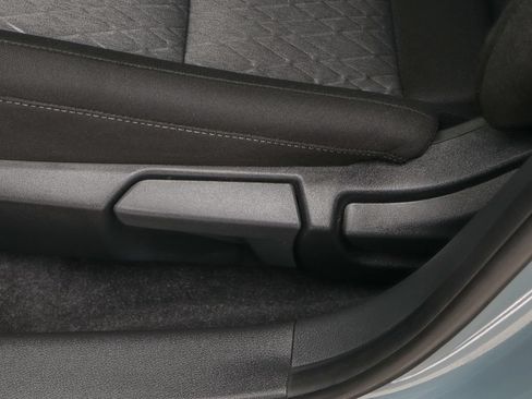 Used 2026 Nissan Sentra SV w/ Floor Mat Package FWD image 19