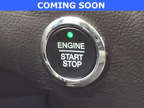 Used 2024 Ford Edge SEL w/ Convenience Package image 18