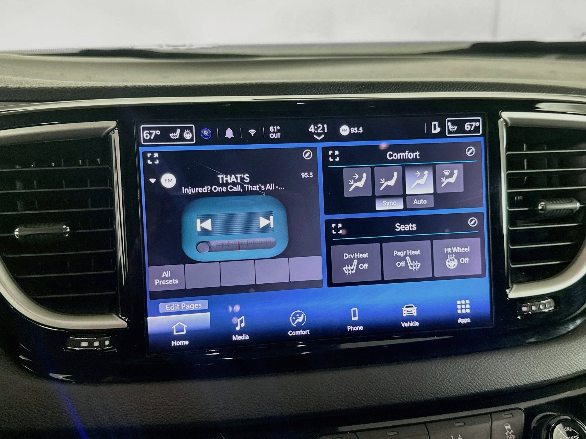 Used 2025 Chrysler Pacifica Select FWD image 21
