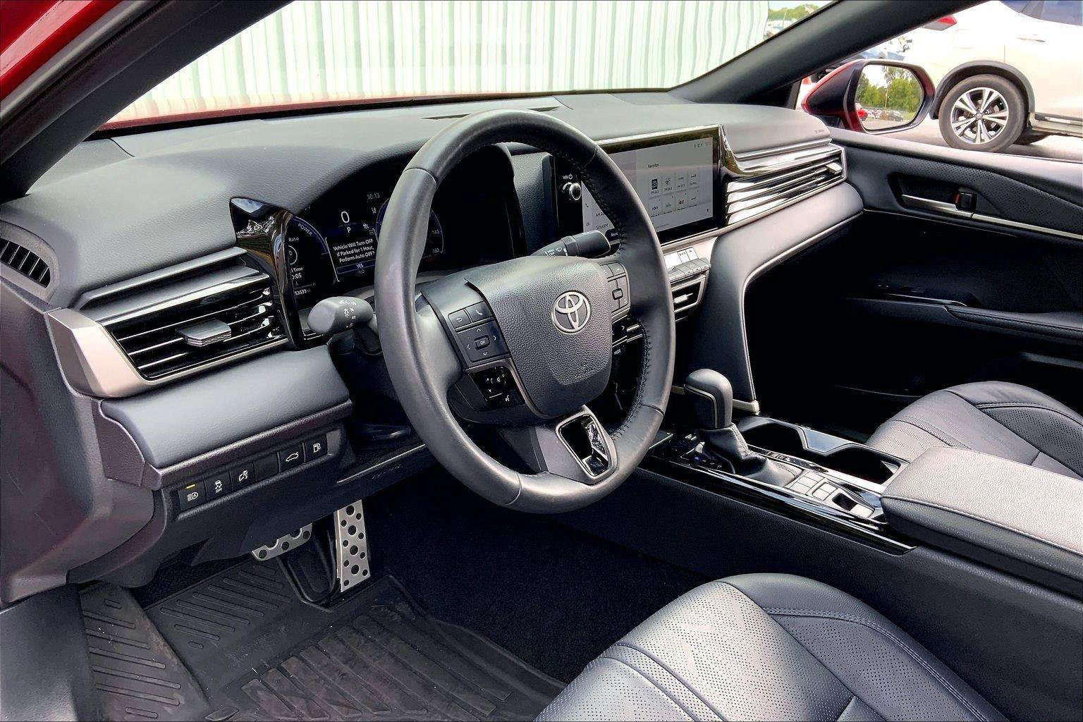 Used 2025 Toyota Camry XSE AWD/4WD image 13