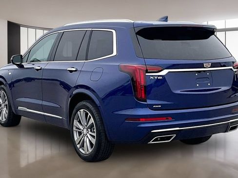 Used 2025 Cadillac XT6 Premium Luxury w/ Platinum Package AWD/4WD image 12