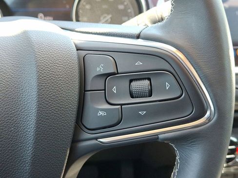 Used 2023 Buick Encore GX Select w/ Safety Package II AWD/4WD image 18