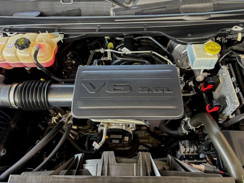 Used 2023 RAM 1500 Big Horn RWD image 36