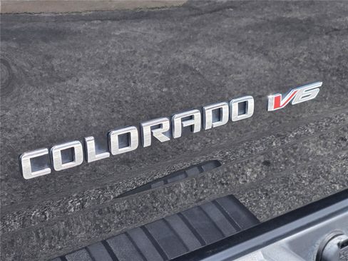 Used 2020 Chevrolet Colorado ZR2 AWD/4WD image 12