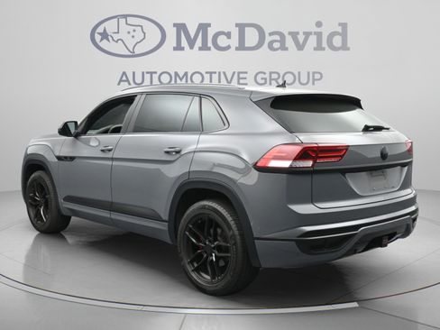 Used 2020 Volkswagen Atlas Cross Sport SEL R-Line FWD image 6