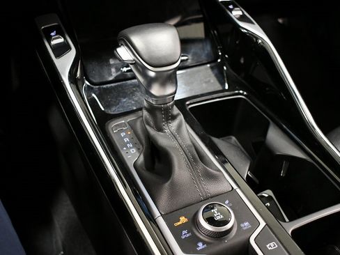 Certified 2023 Kia Sorento SX image 30