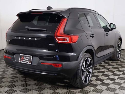 Used 2024 Volvo XC40 B5 Plus w/ Protection Package Premier image 12
