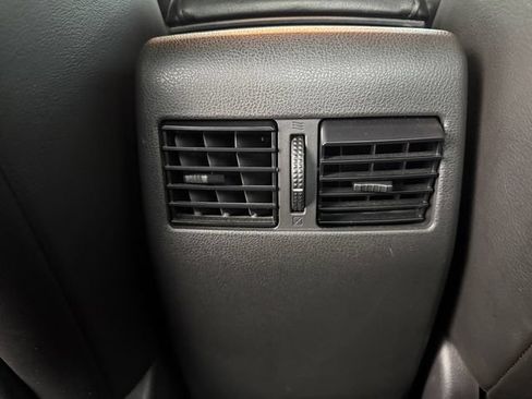 Used 2012 Nissan Altima 3.5 SR w/ Sport Pkg FWD image 25