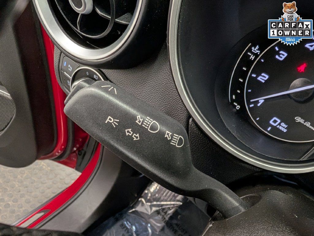 Used 2023 Alfa Romeo Stelvio Ti AWD/4WD image 18
