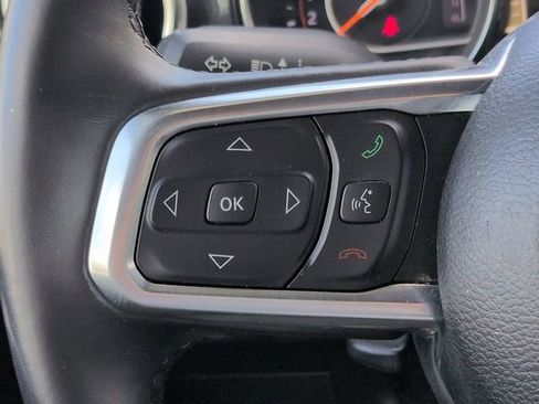 Used 2020 Jeep Wrangler Unlimited Sahara AWD/4WD image 23