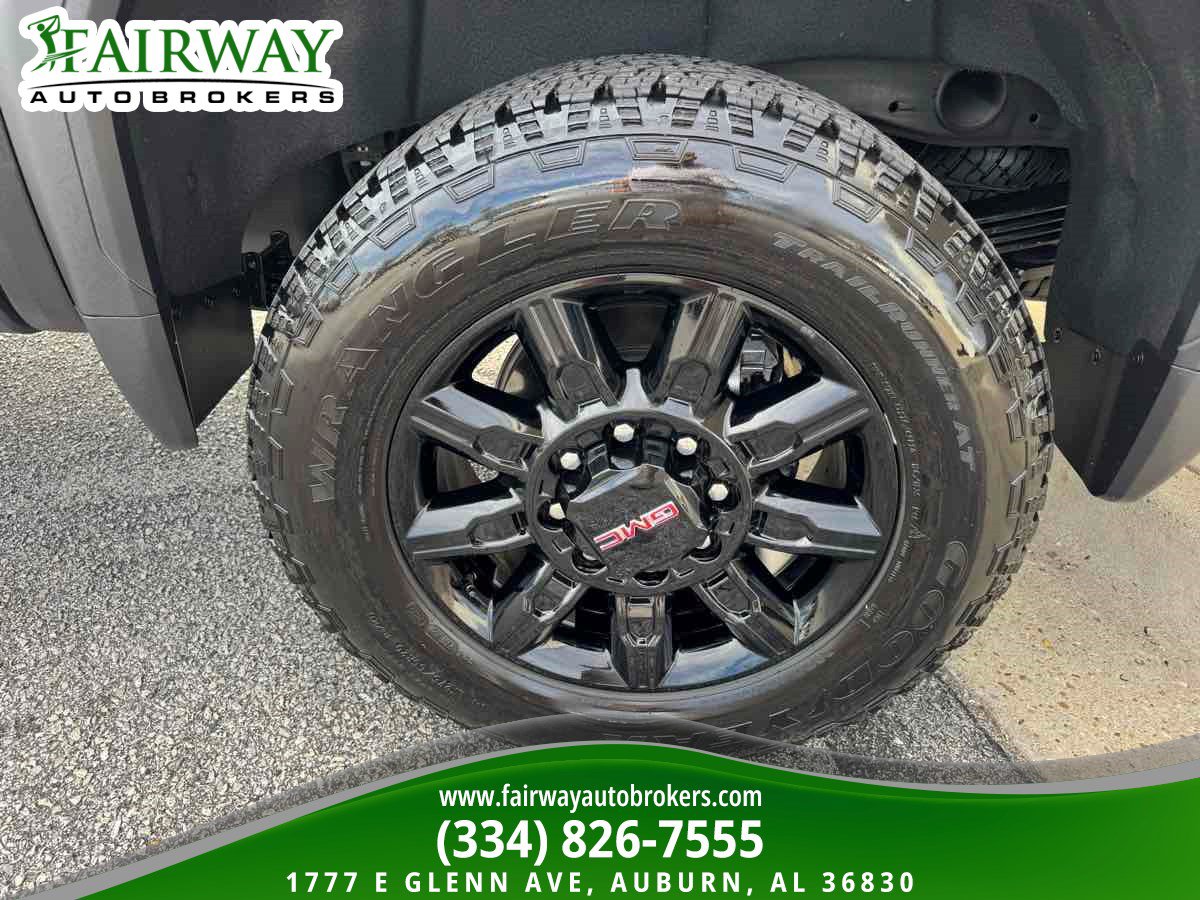 Used 2026 GMC Sierra 2500 AT4 w/ AT4 Premium Plus Package AWD/4WD image 35